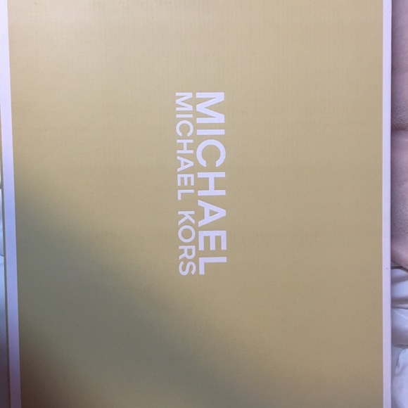 Michael Kors rain boots - Picture 3 of 3